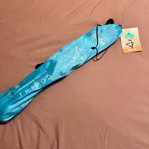 Portable stool - Picture 1 of 3